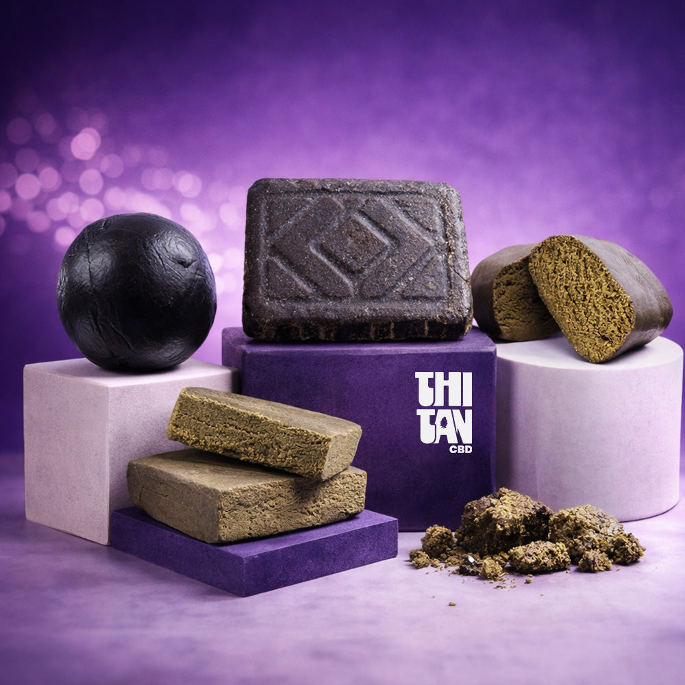 Plusieurs résines de CBD mis en avant sur des reposoirs